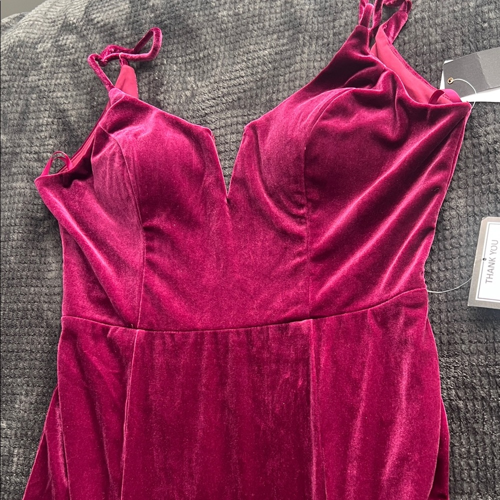 City Studio Velvet Dress in Deep Red